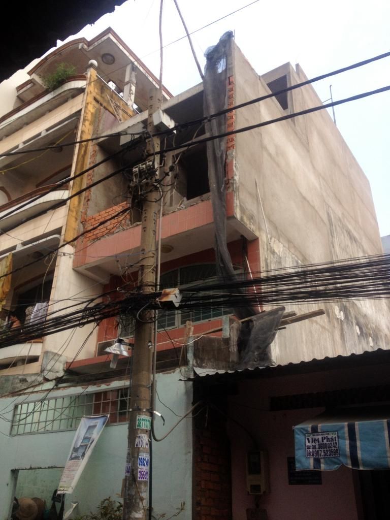 Sữa nhà nhanh, nâng nền, nâng mái, lót gạch, thay gác, xây dựng trọn gói (400.000/m2)