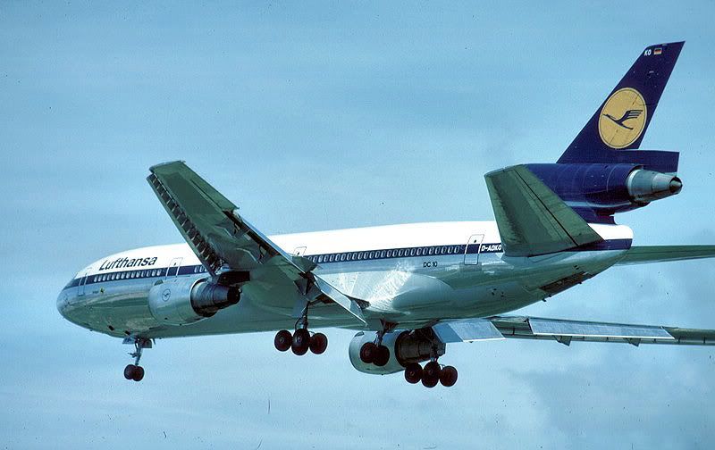 http://i850.photobucket.com/albums/ab64/raggidoll/LufthansaDC1-30dadkolhr842sarah.jpg