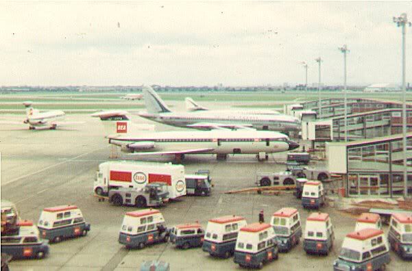 http://i850.photobucket.com/albums/ab64/raggidoll/aviation/AirFranceCv990lhr66maybecazcaswell.jpg