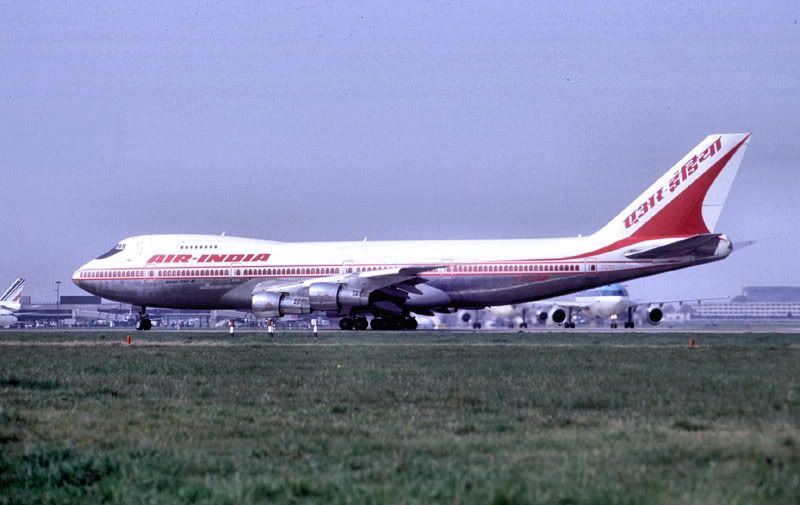 http://i850.photobucket.com/albums/ab64/raggidoll/aviation/AirIndia742vtedulhr84sarah.jpg