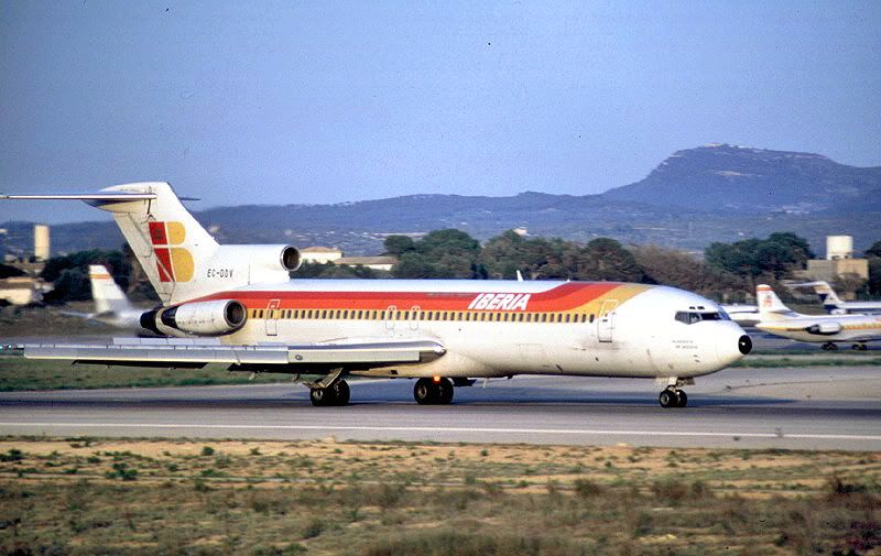 http://i850.photobucket.com/albums/ab64/raggidoll/aviation/Iberia722newec-ddvpmi83sarah.jpg