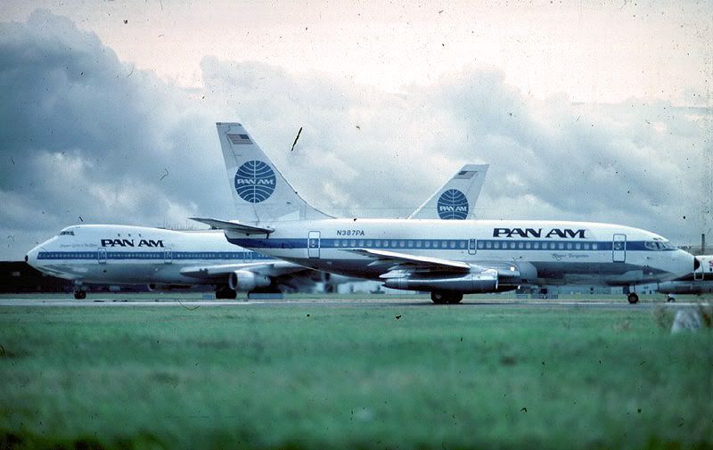 http://i850.photobucket.com/albums/ab64/raggidoll/aviation/PanAm737-2AND747-1n387palhr84sarah.jpg