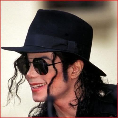 Michael-michael-jackson-16607018-501-501.jpg